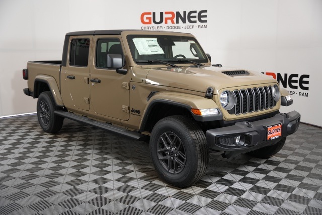 2026 Jeep Gladiator Sport S photo 2