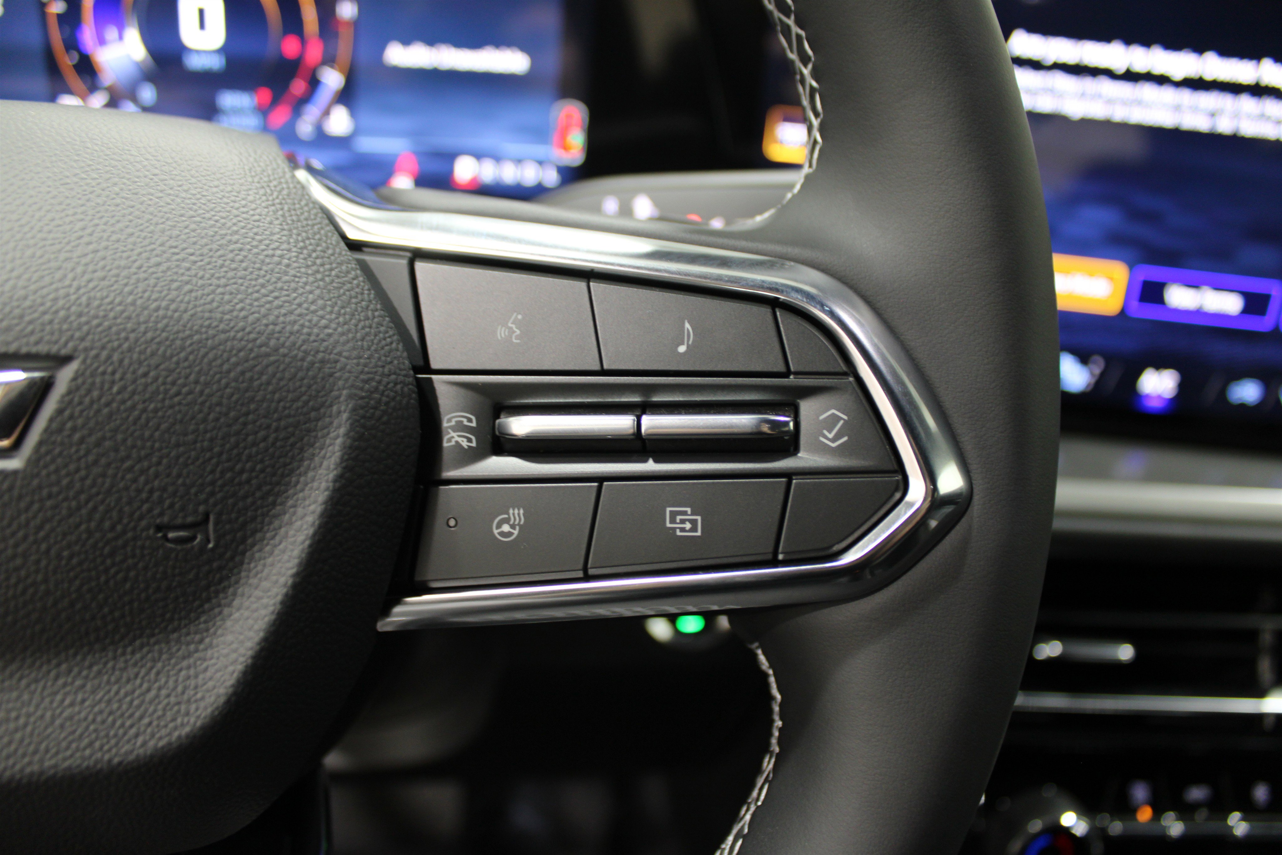 2026 Chevrolet Traverse photo 3