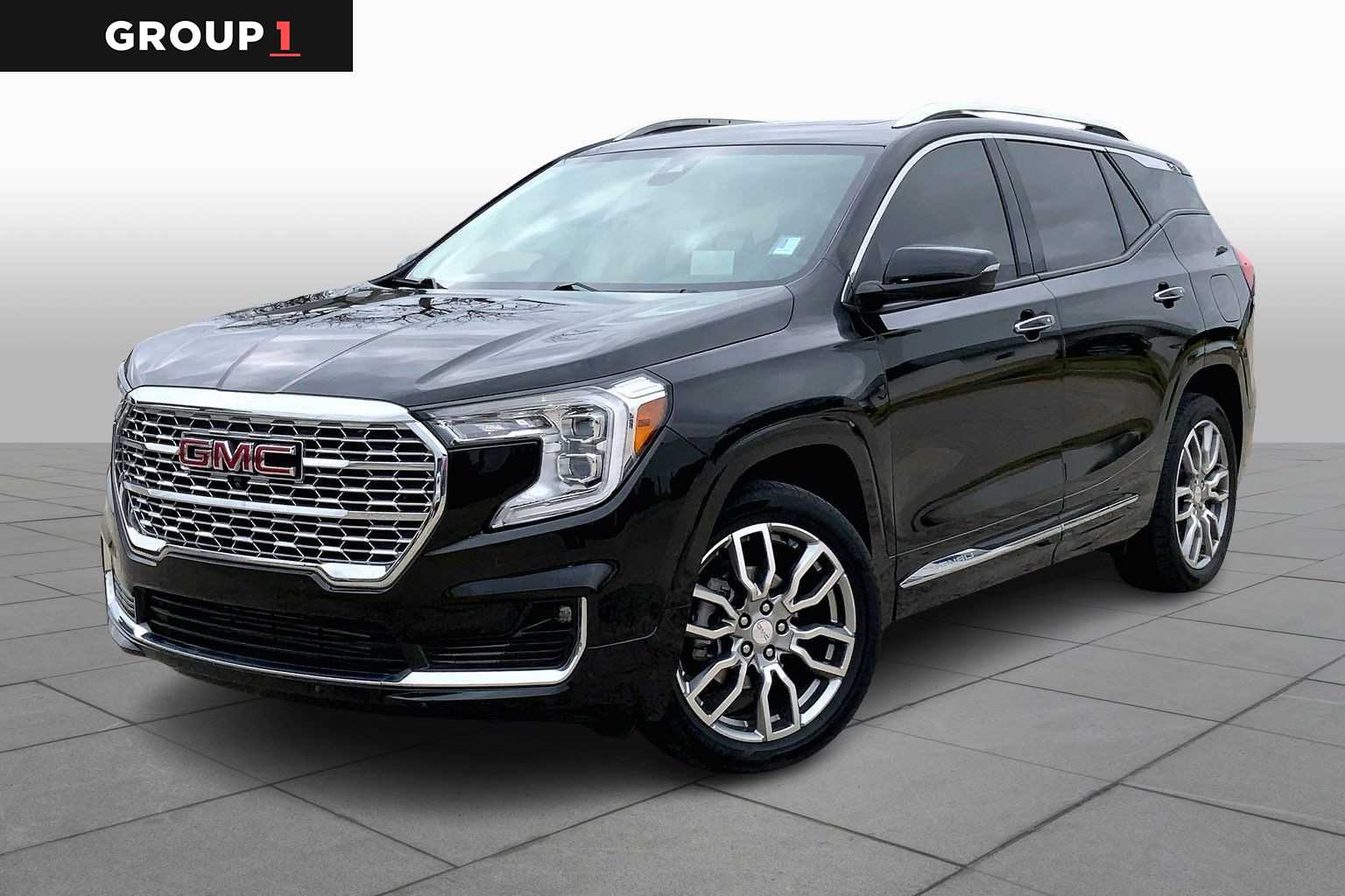 2023 GMC Terrain Denali's photo