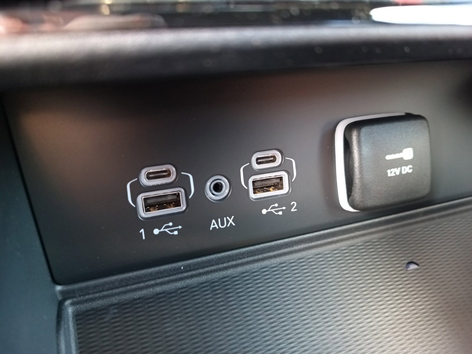 2025 Jeep Grand Cherokee Laredo photo 15