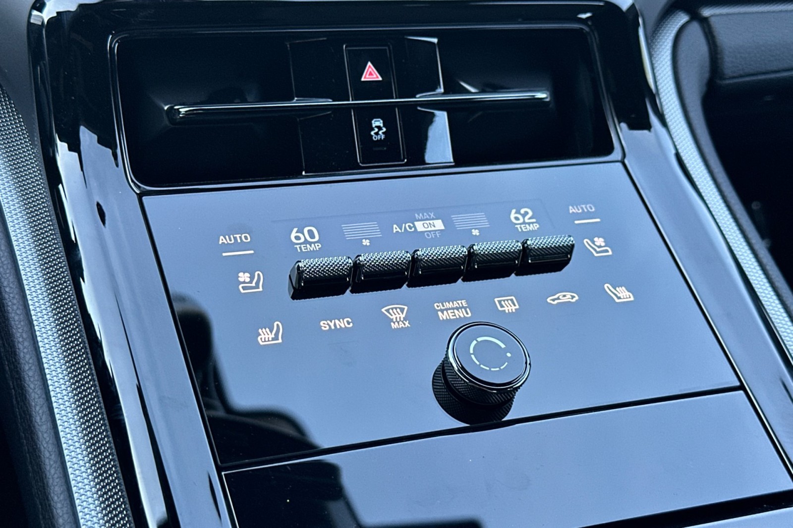 2026 Porsche Panamera 4 E-Hybrid photo 23