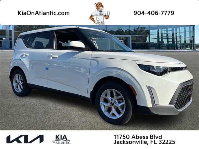 2025 Kia Soul LX's photo