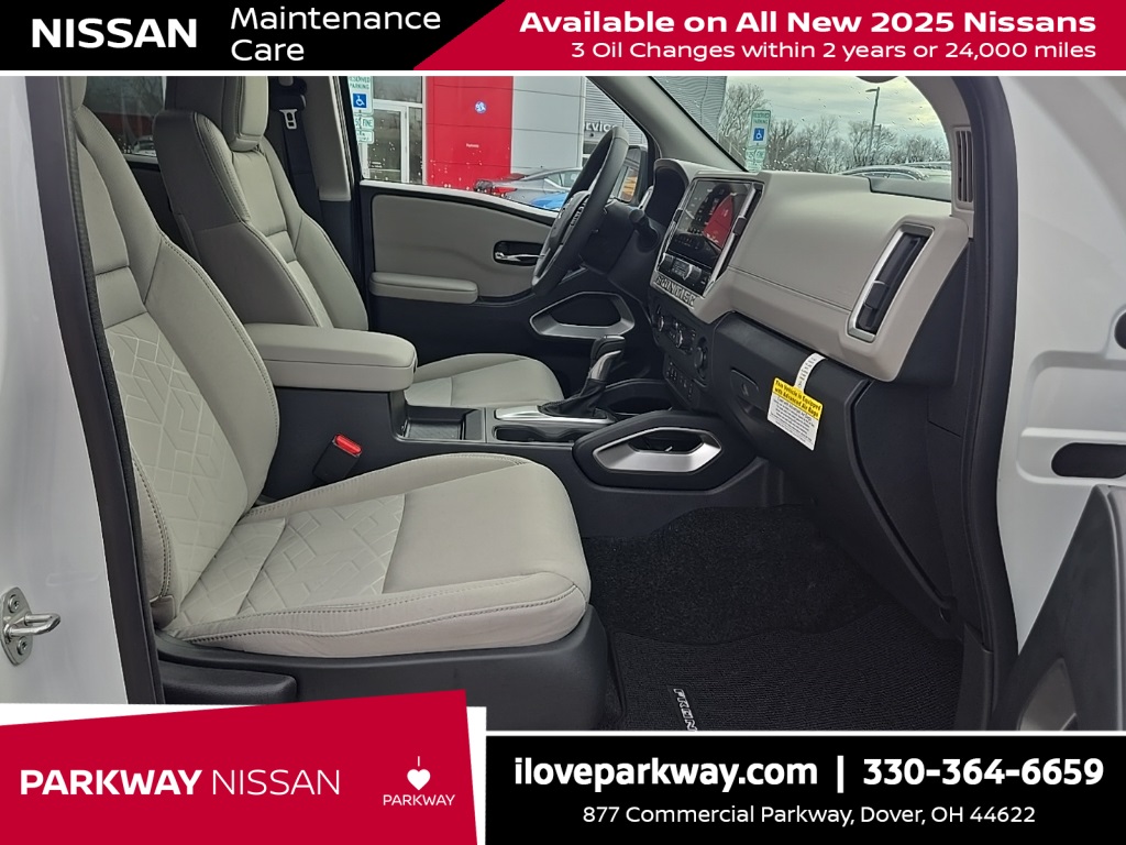 2025 Nissan Frontier Crew Cab SV photo 22