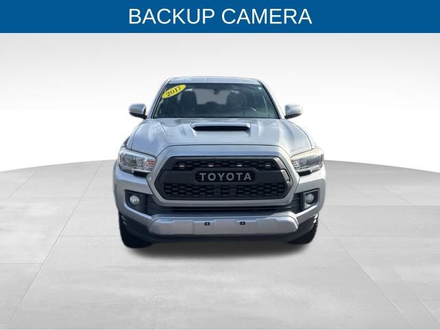 2017 Toyota Tacoma SR V6 photo 2