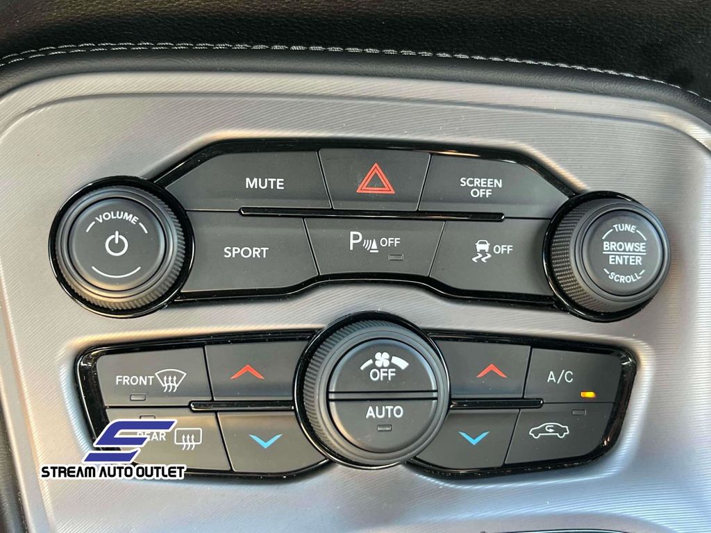 2023 Dodge Challenger GT photo 23