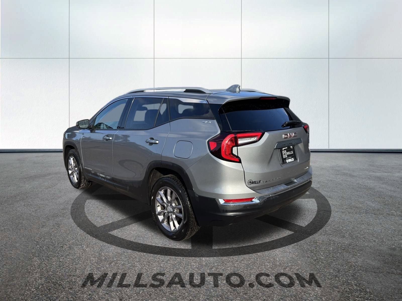 2024 Gmc Terrain SLT photo 5