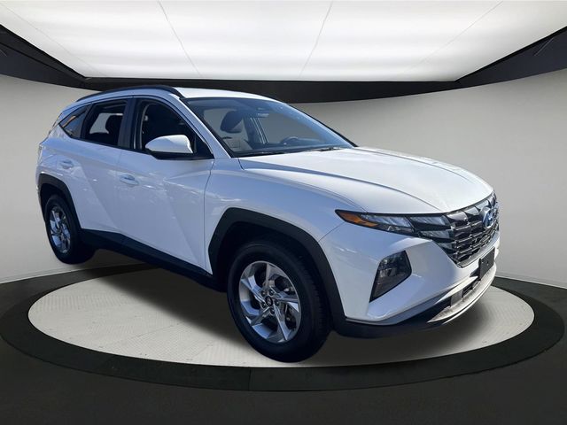 2024 Hyundai Tucson SEL photo 2