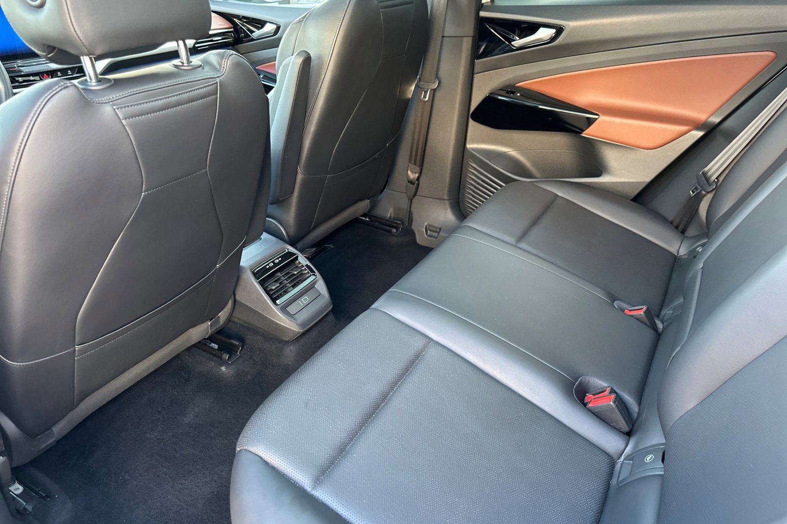 2021 Volkswagen ID.4 Pro S Gradient photo 12
