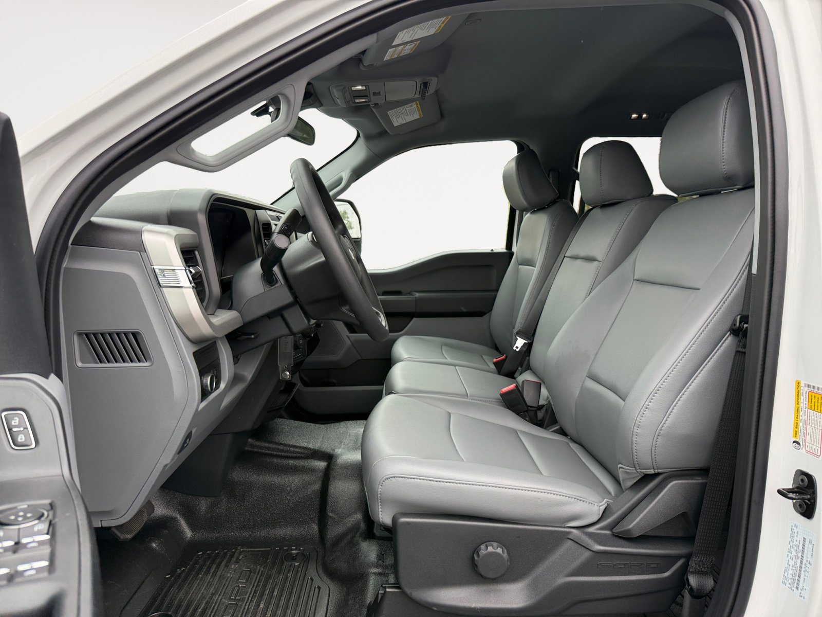 2025 Ford F-250 XL photo 10