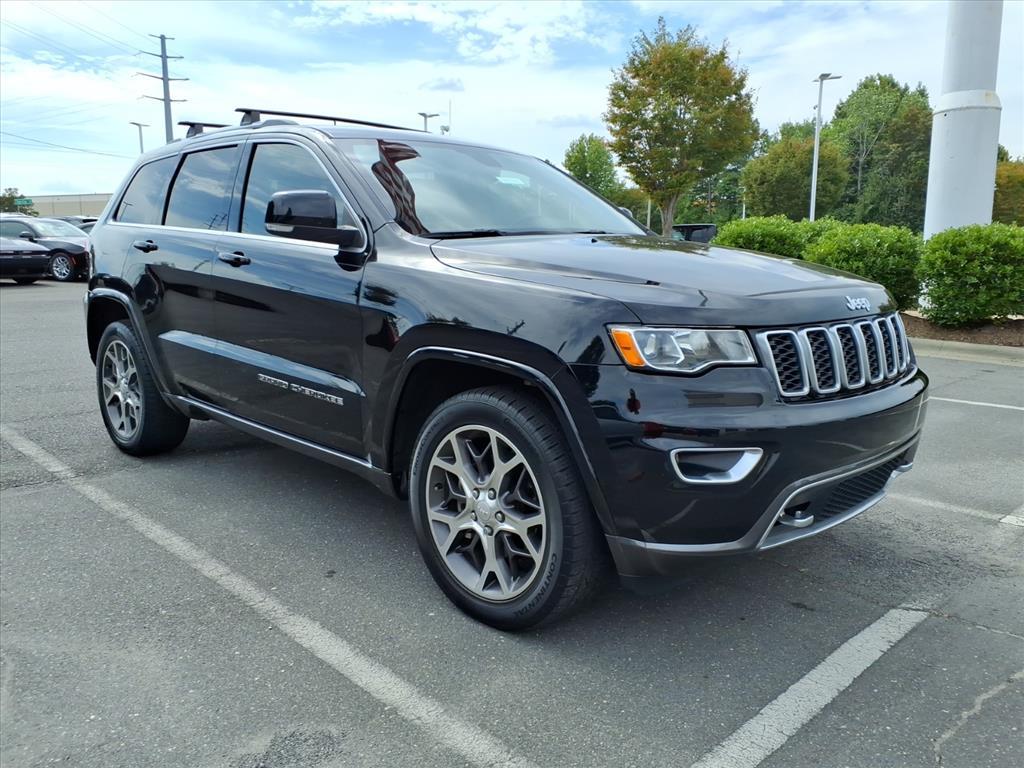2018 Jeep Grand Cherokee Sterling Edition photo 2