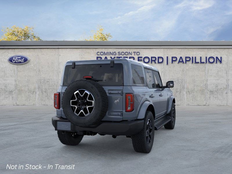 2025 Ford Bronco Outer Banks photo 17