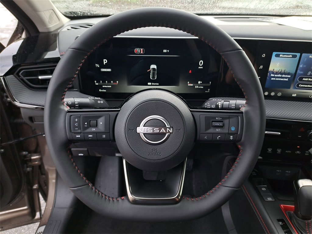 2026 Nissan Kicks SR photo 24