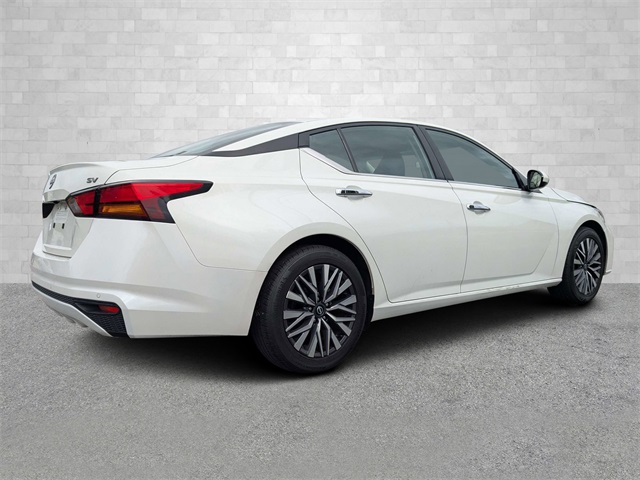 2023 Nissan Altima 2.5 SV photo 4
