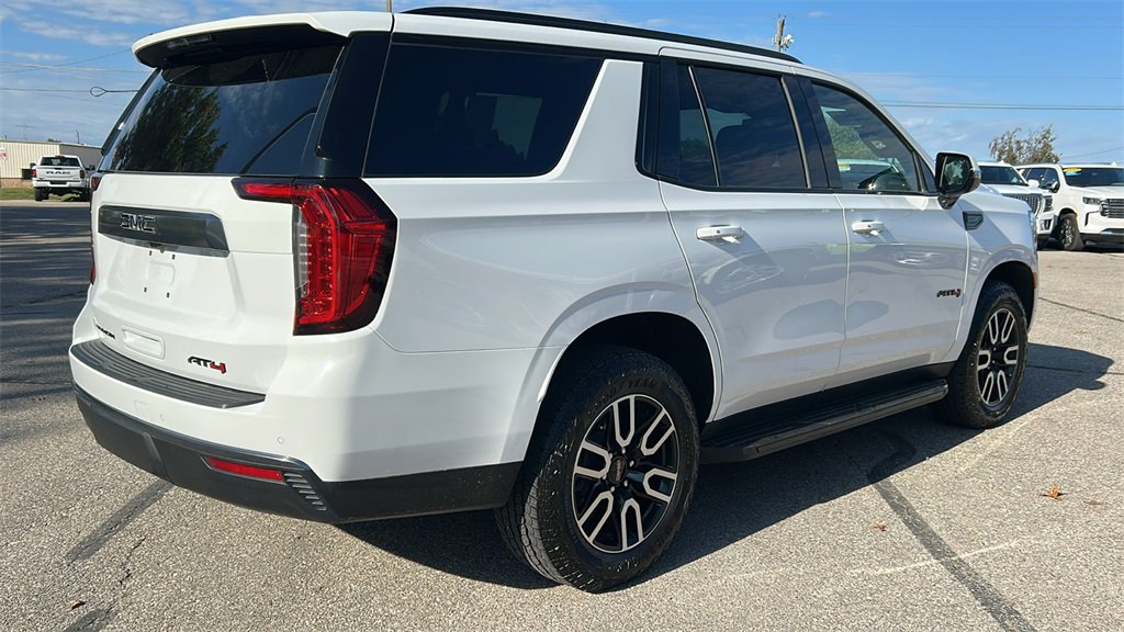 2023 Gmc Yukon AT4 photo 3