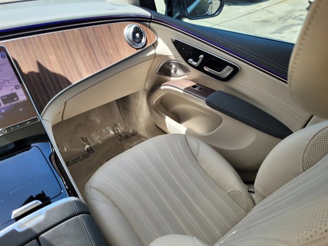 2023 Mercedes Benz EQS-Class SUV photo 15