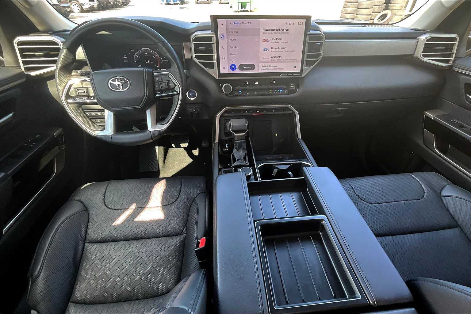 2023 Toyota Tundra Limited photo 14