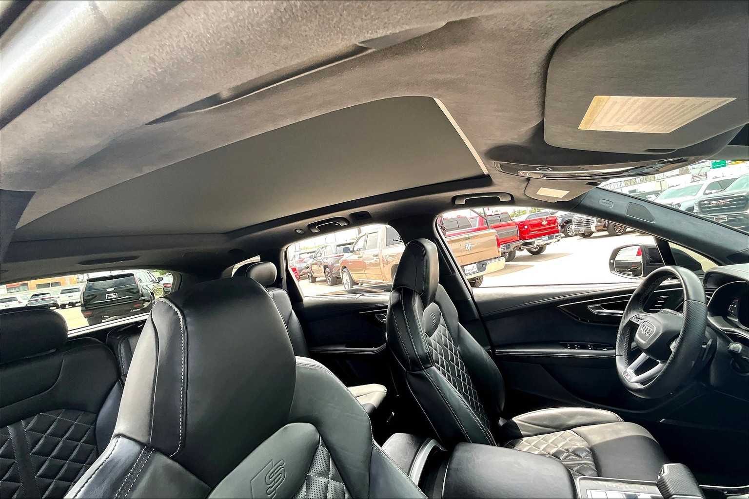 2023 Audi SQ7 Prestige photo 10