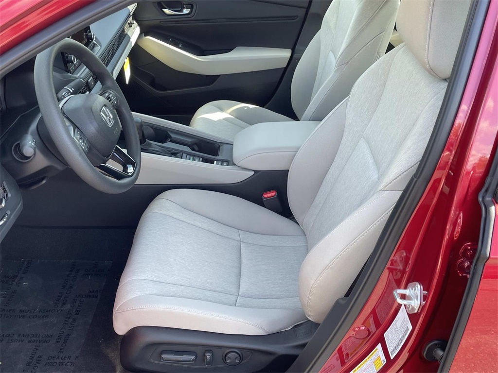2025 Honda Accord 1.5T SE photo 11