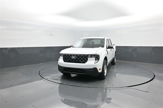 2025 Ford Maverick XL photo 2