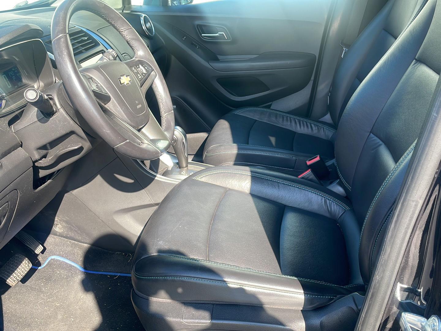2015 Chevrolet Trax LTZ photo 3