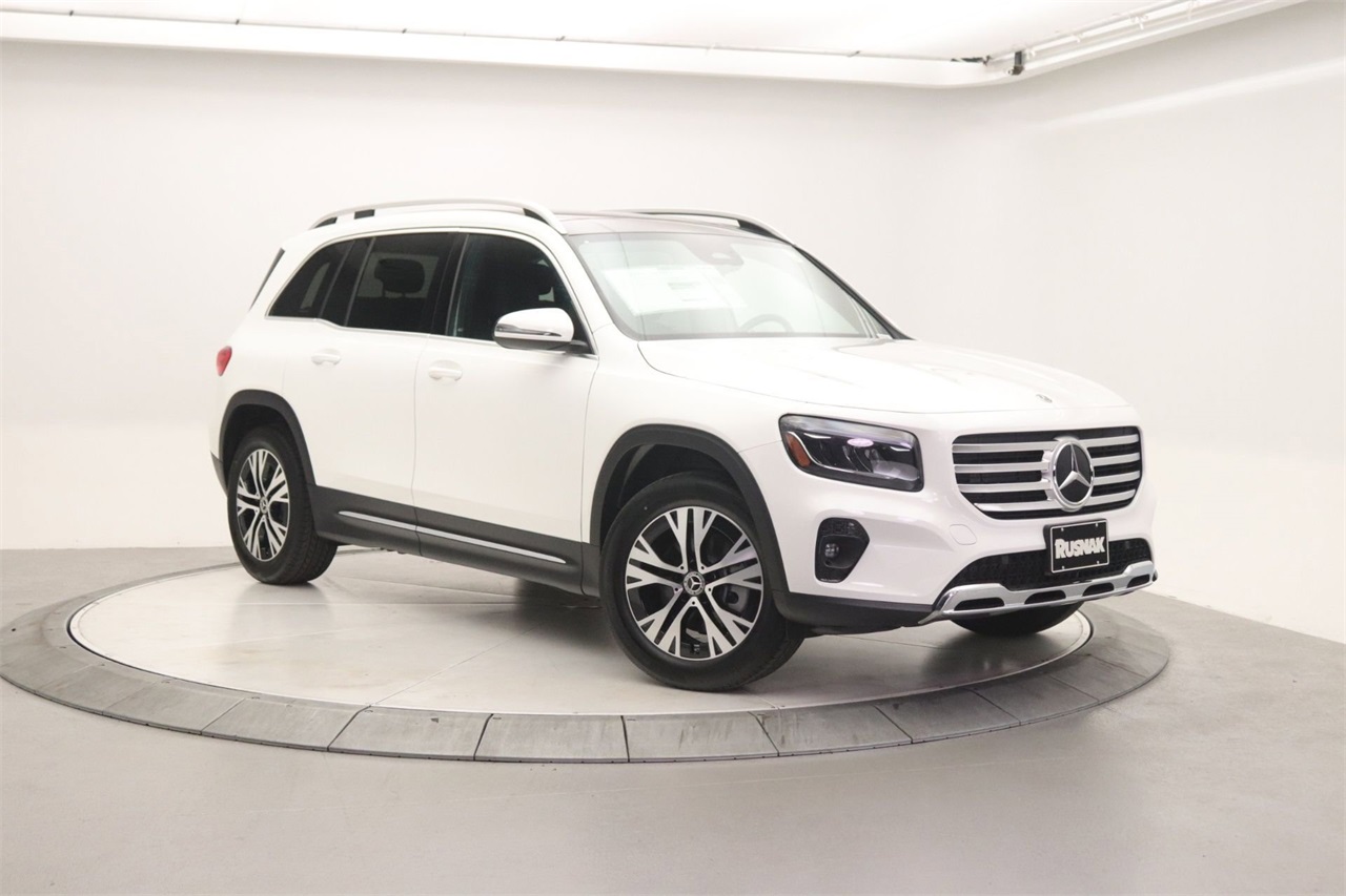 2025 Mercedes-Benz GLB Base