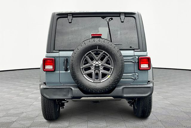 2025 Jeep Wrangler Sport S photo 4