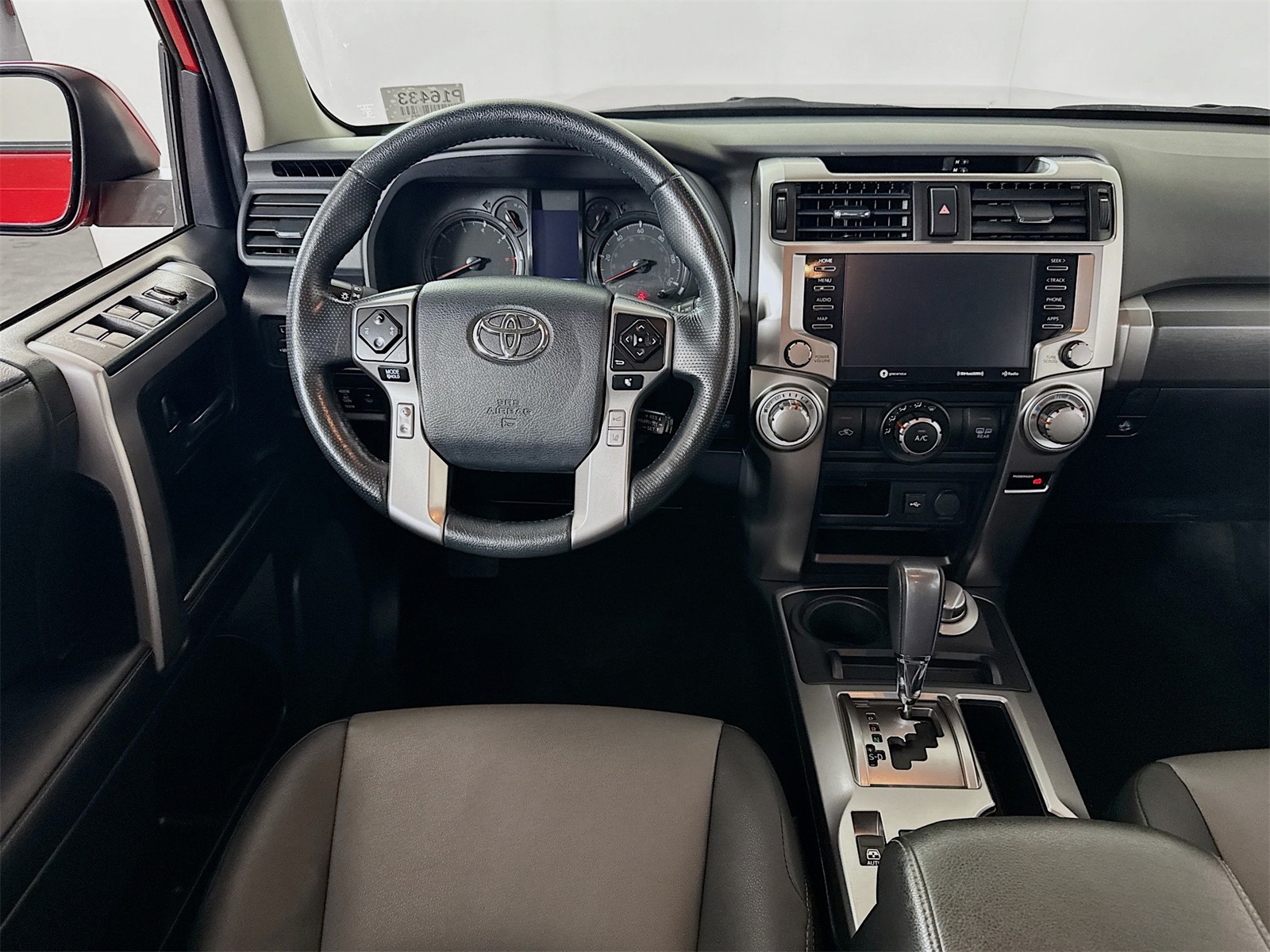 2024 Toyota 4Runner SR5 Premium photo 16