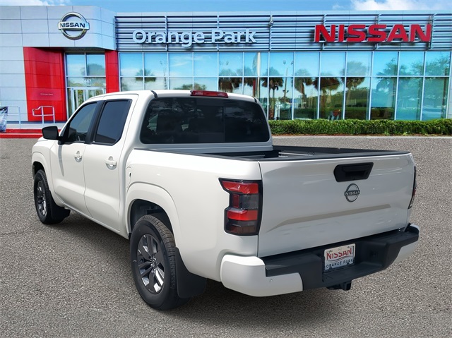 2025 Nissan Frontier Crew Cab SV photo 3