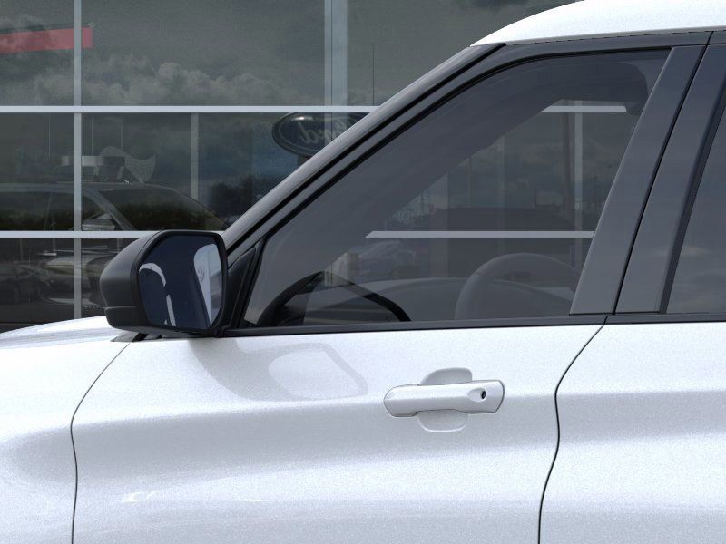 2025 Ford Explorer photo 19