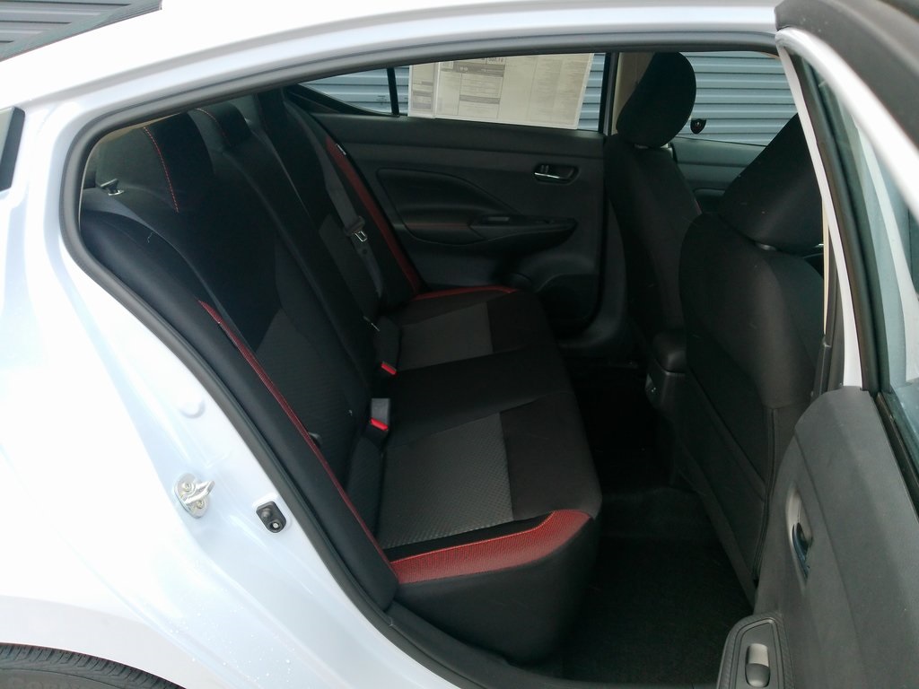 2025 Nissan Versa SR photo 14