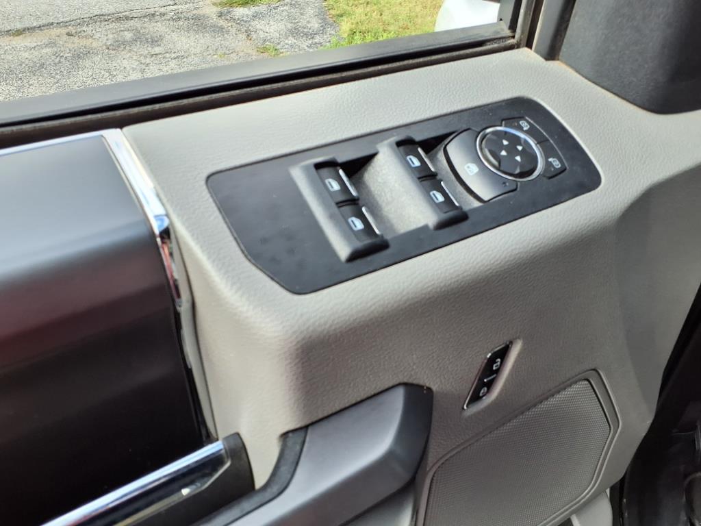 2020 Ford F-150 XL photo 13