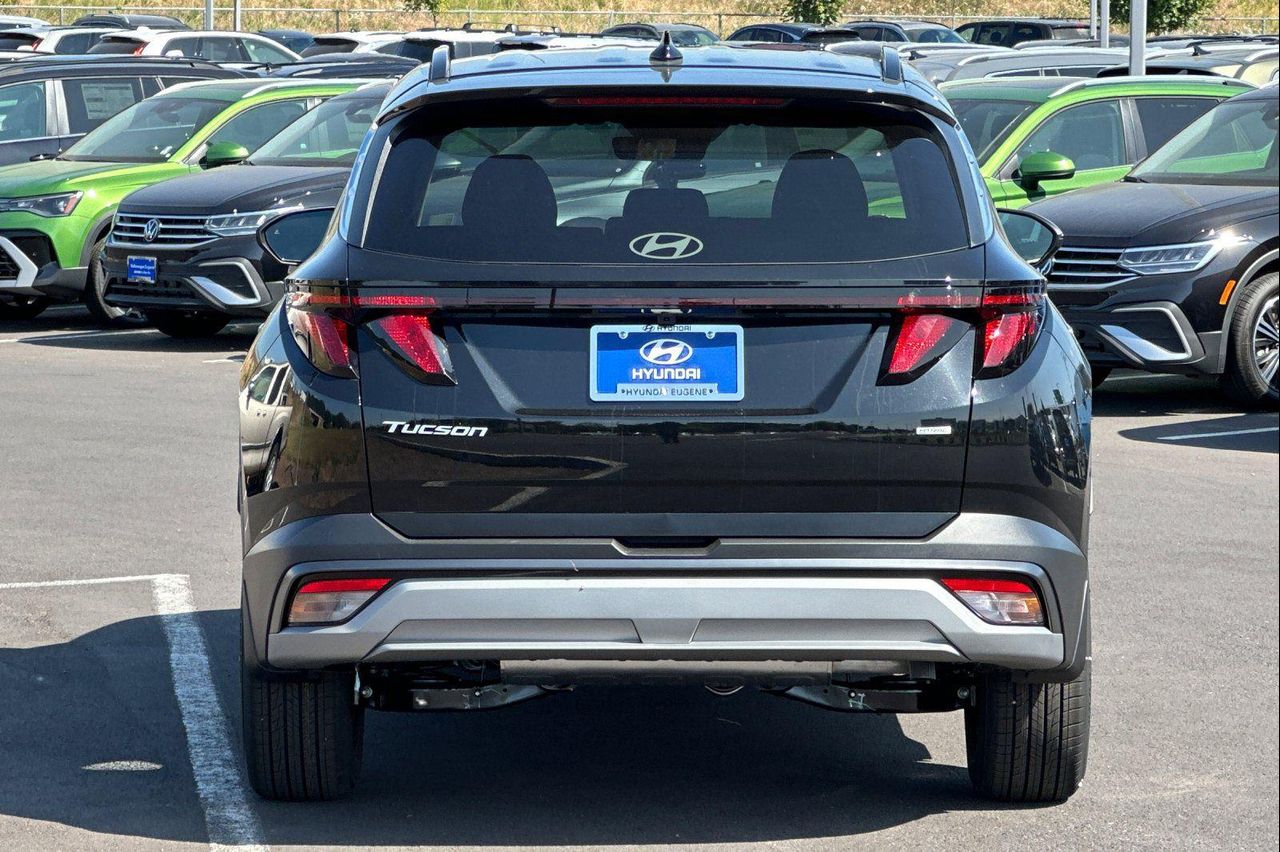 2025 Hyundai Tucson SEL photo 3