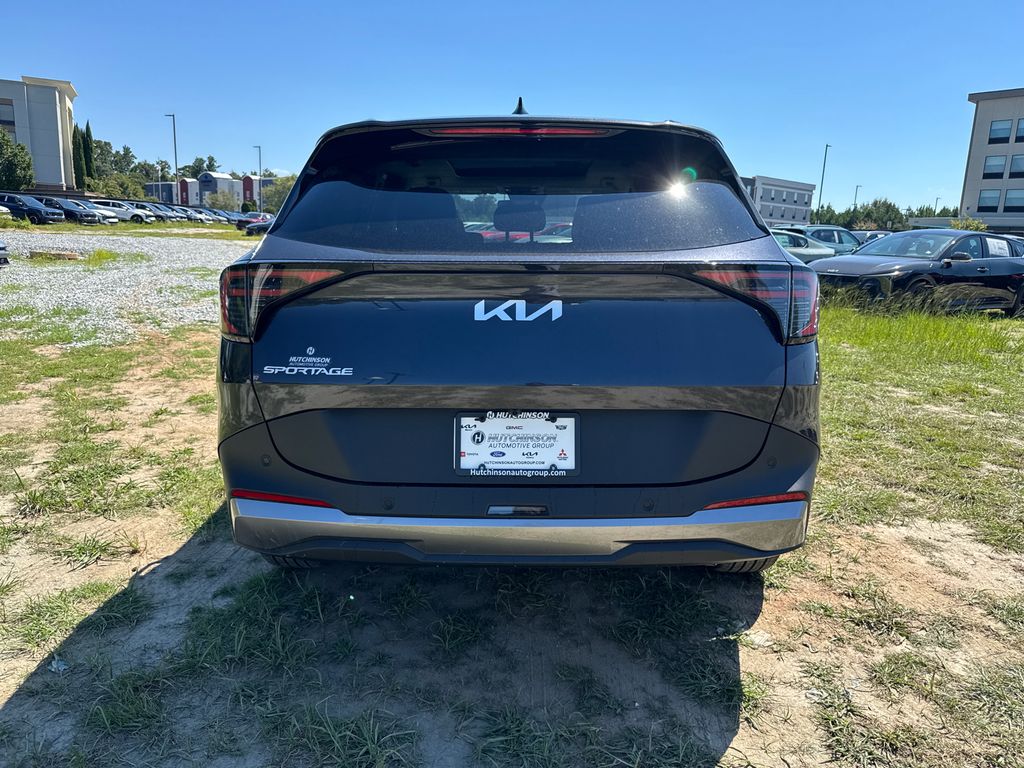 2026 Kia Sportage EX photo 4