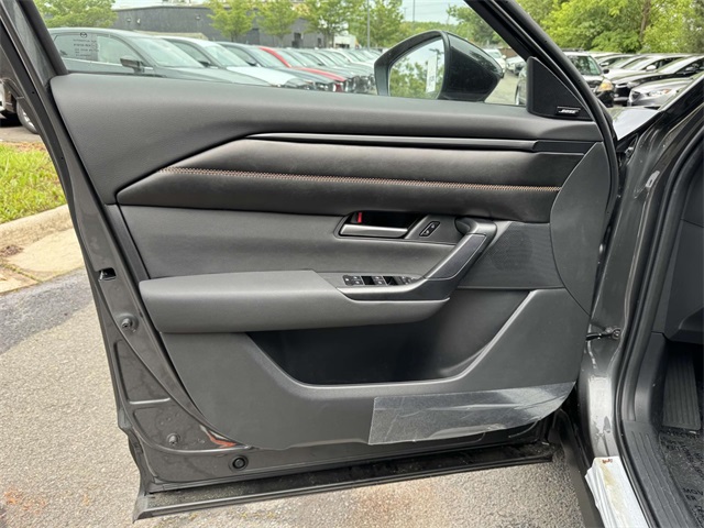 2025 Mazda CX-50 Premium photo 9