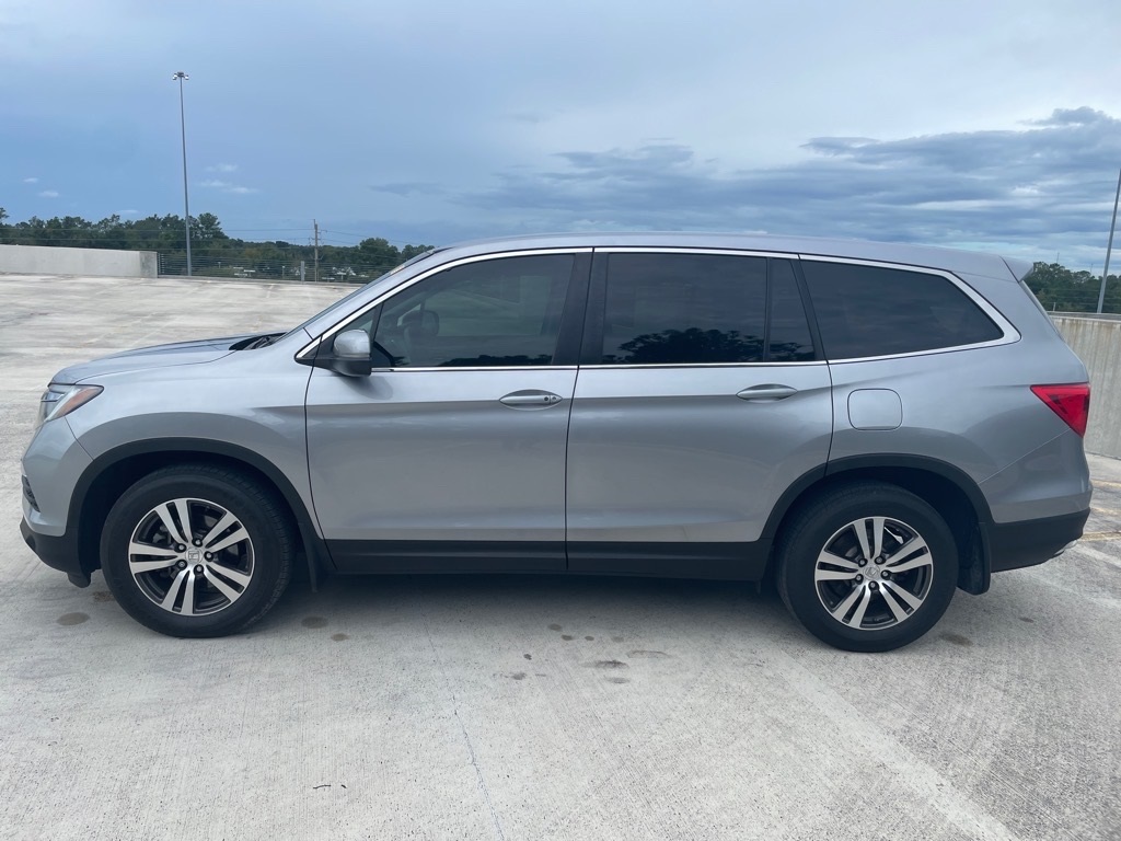2016 Honda Pilot EX-L photo 4
