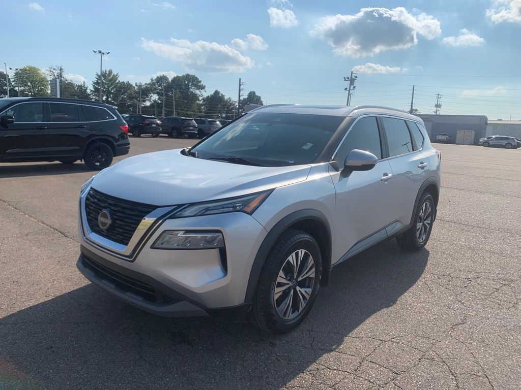 2023 Nissan Rogue SV photo 3