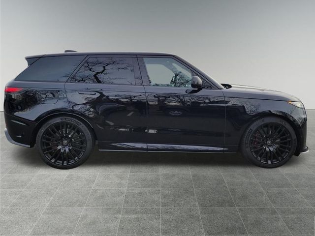 2025 Land Rover Range Rover Sport photo 7