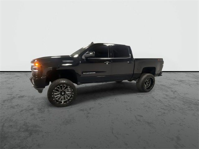 2018 Chevrolet Silverado 1500 LT photo 9