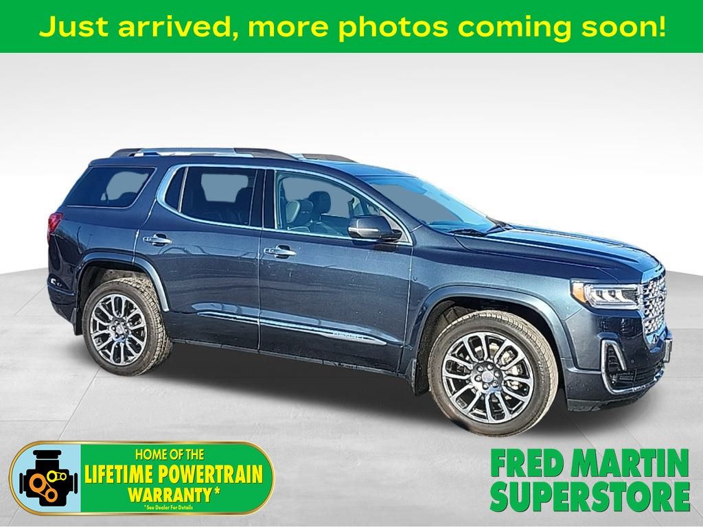 2020 GMC Acadia Denali's photo