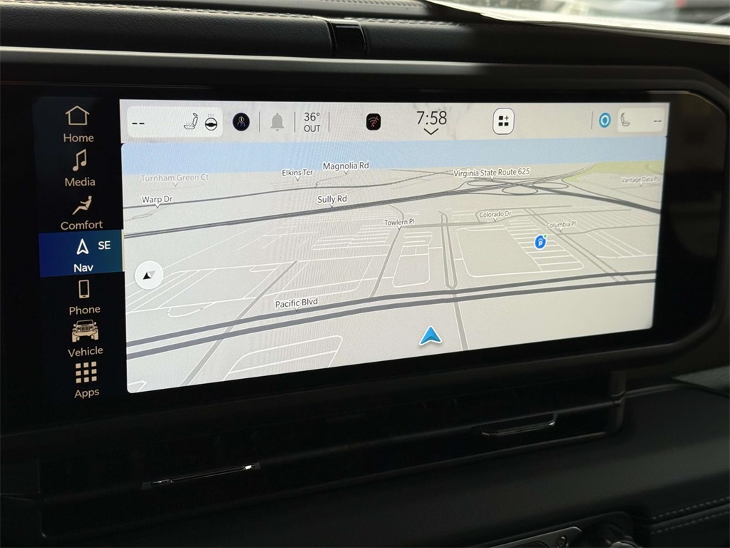 2026 Jeep Gladiator Mojave photo 3