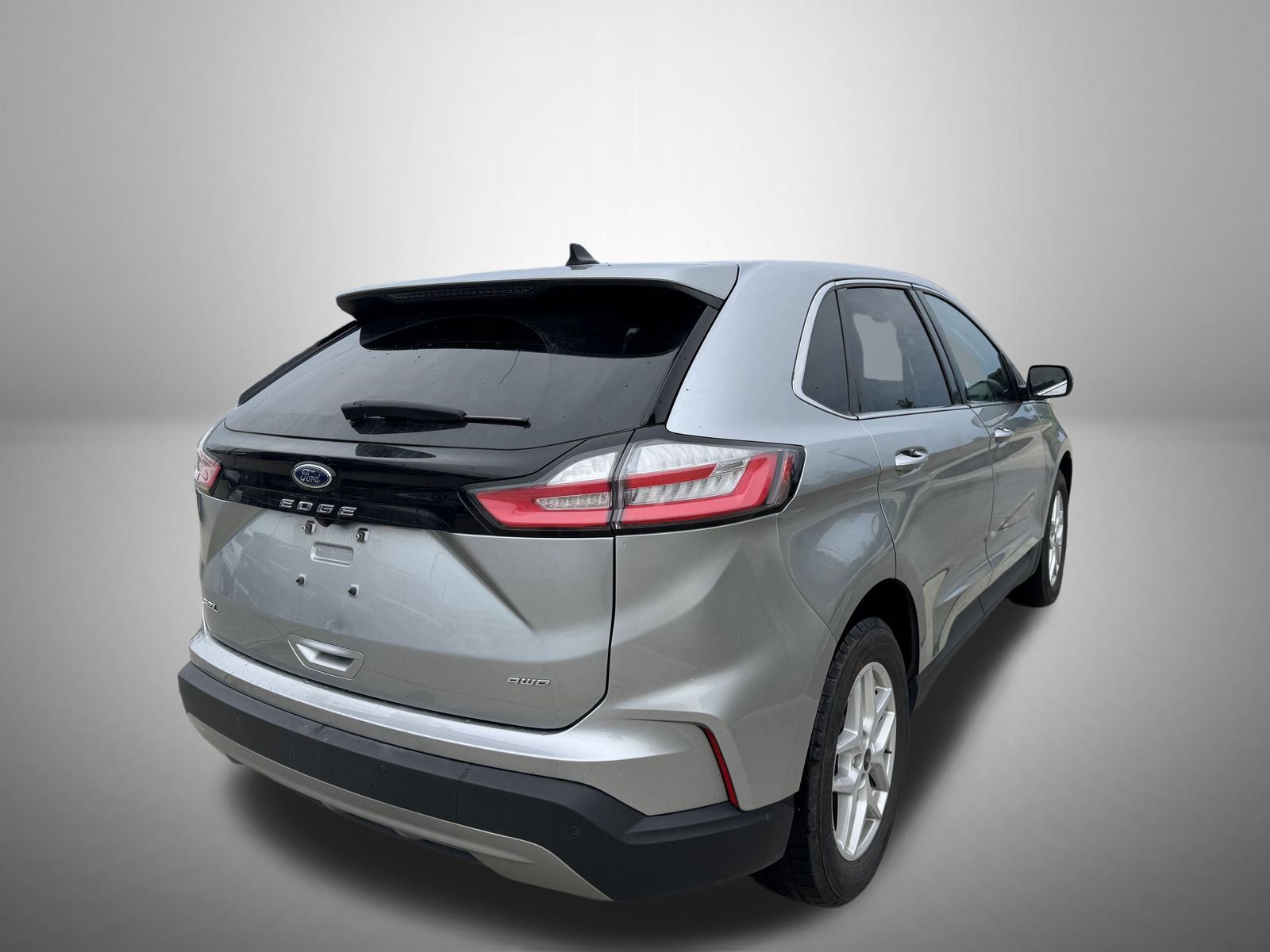 2024 Ford Edge SEL photo 3