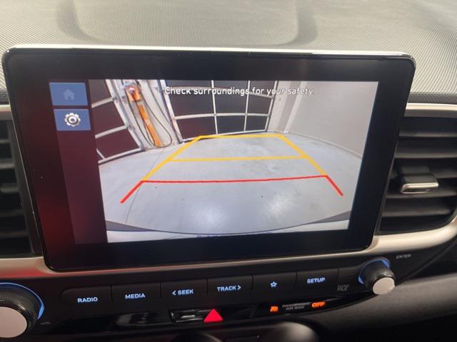2026 Hyundai Venue SEL photo 14