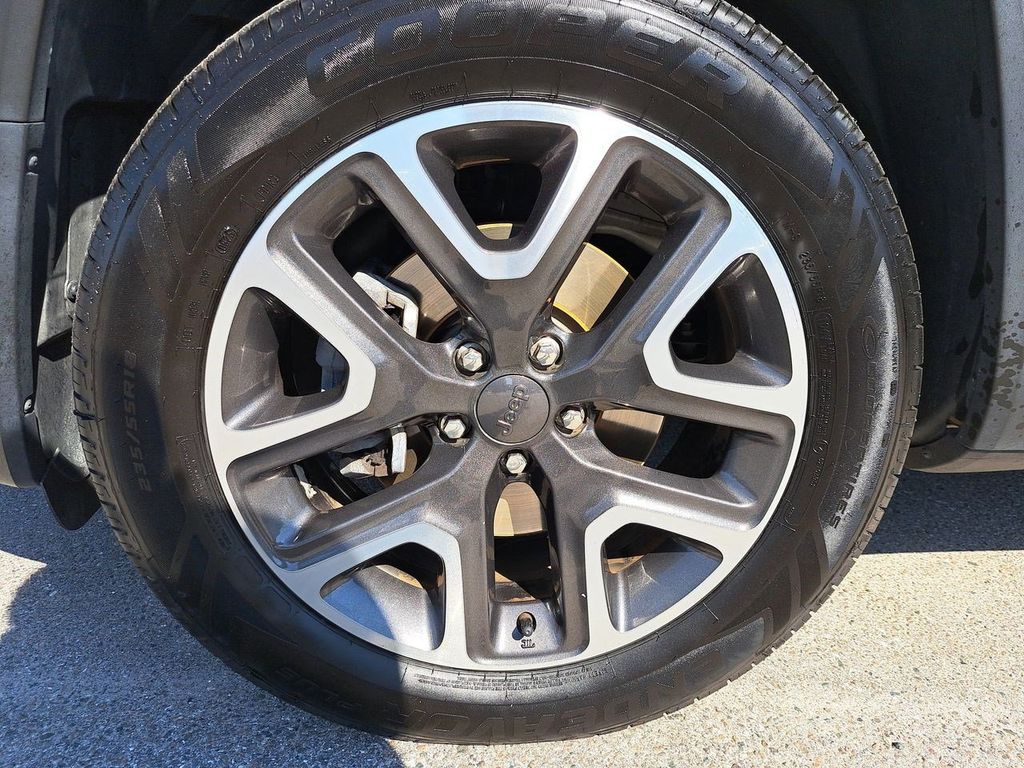 2018 Jeep Renegade Latitude North Edition photo 11
