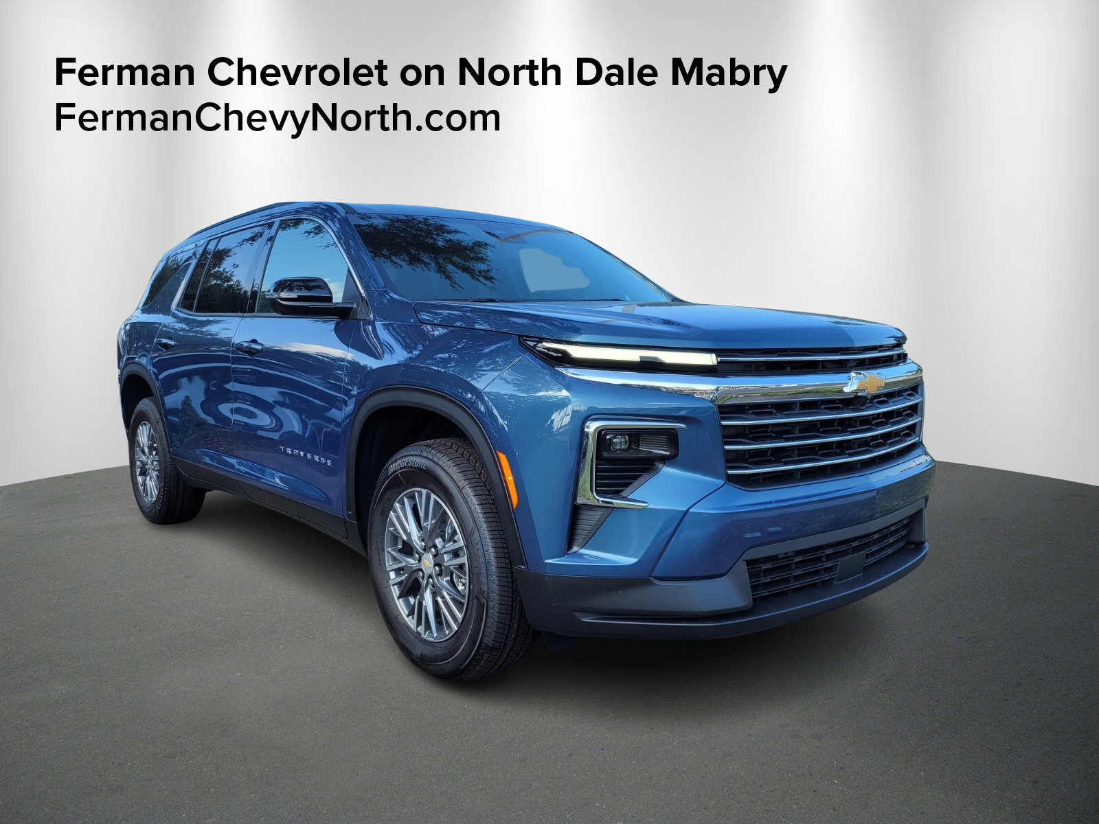 2026 Chevrolet Traverse LT's photo