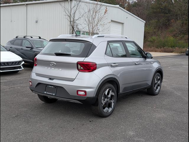 2026 Hyundai Venue SEL photo 2