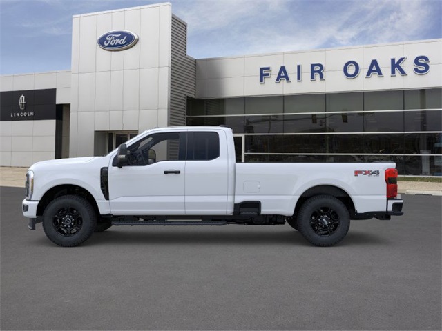 2025 Ford F-350 XL photo 3