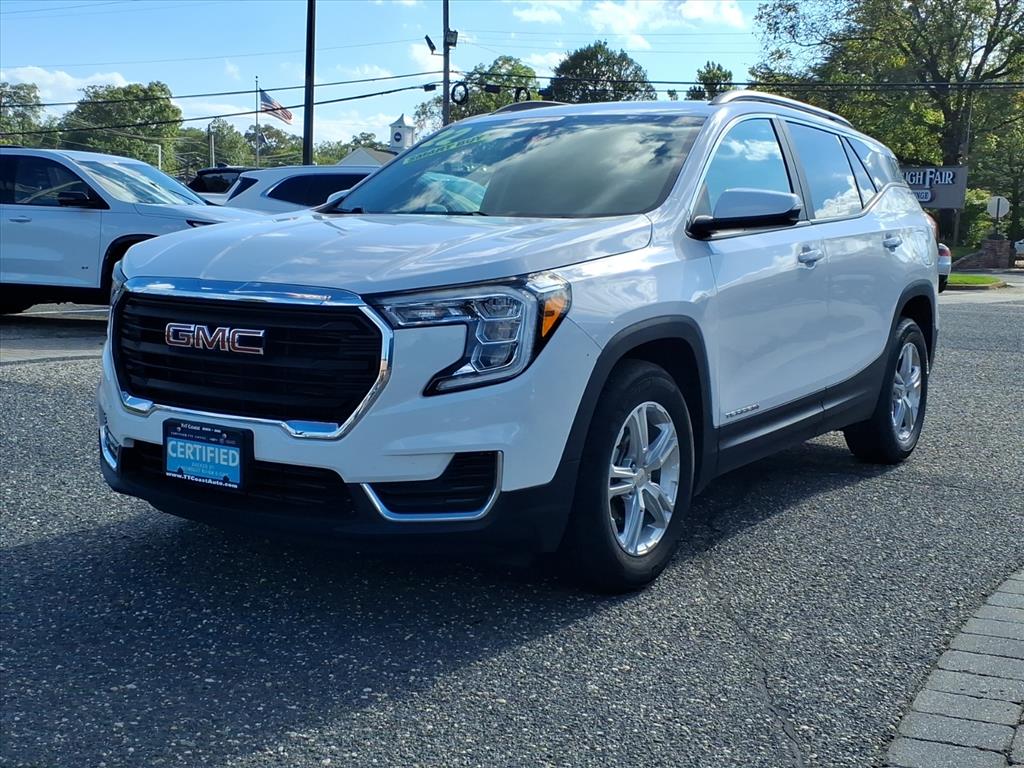 2022 Gmc Terrain SLE photo 3