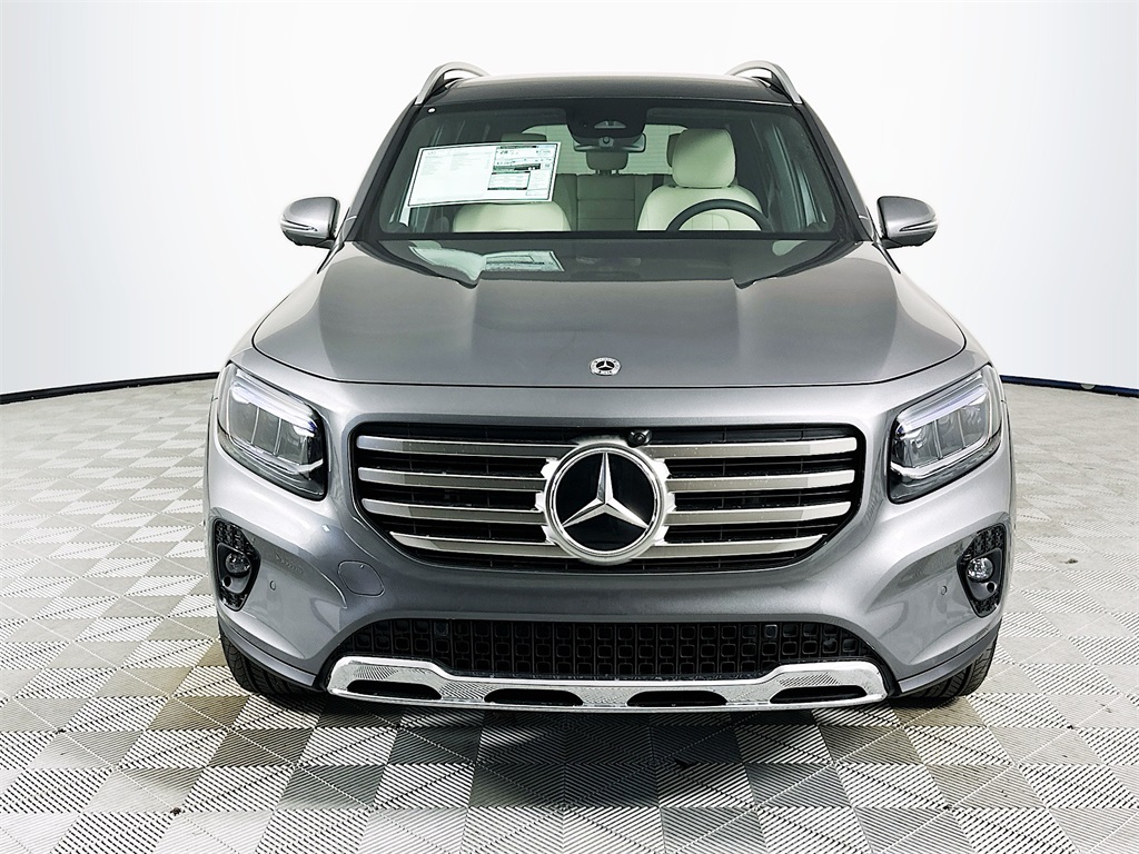 2026 Mercedes Benz GLB 250 photo 2
