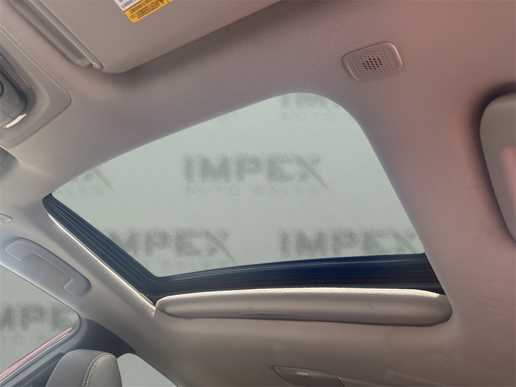 2024 Toyota Corolla Cross XLE photo 11