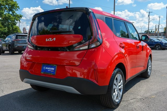 2023 Kia Soul LX photo 5
